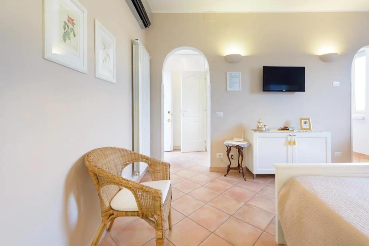 A&G Candia Rome Bagian luar foto
